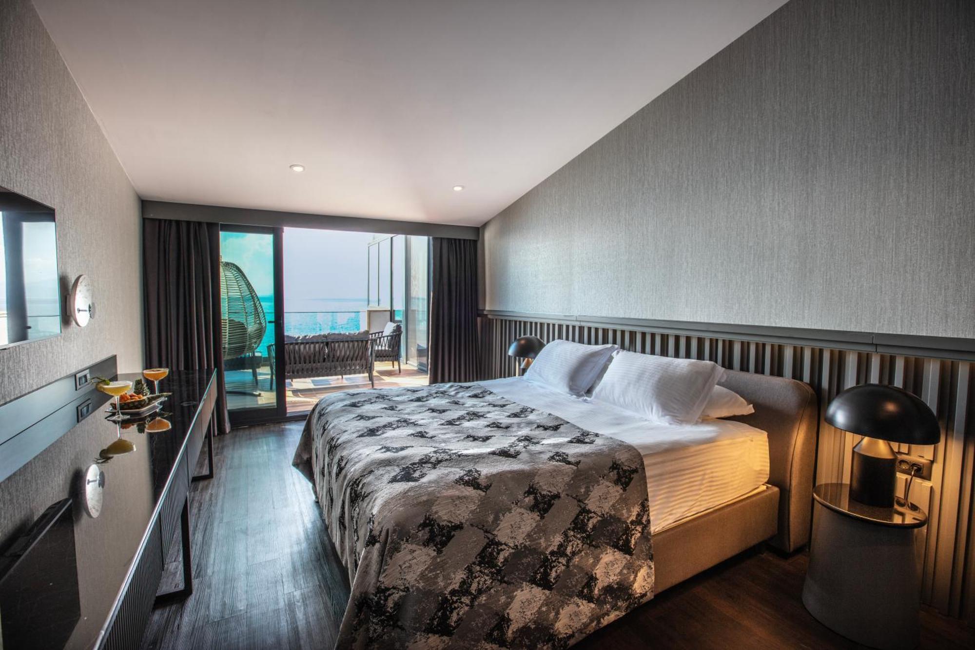 Charisma De Luxe Hotel Kusadası Exteriör bild