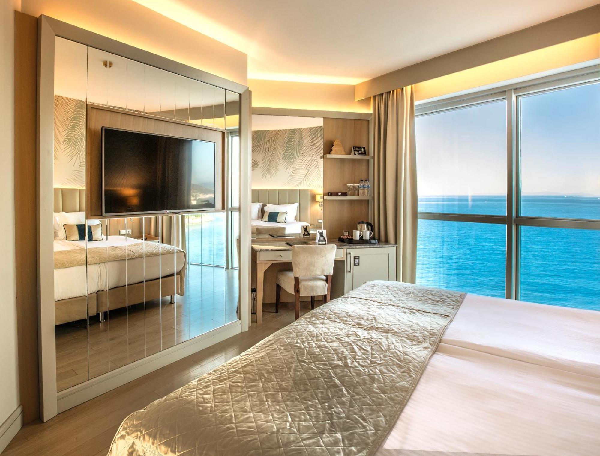 Charisma De Luxe Hotel Kusadası Exteriör bild